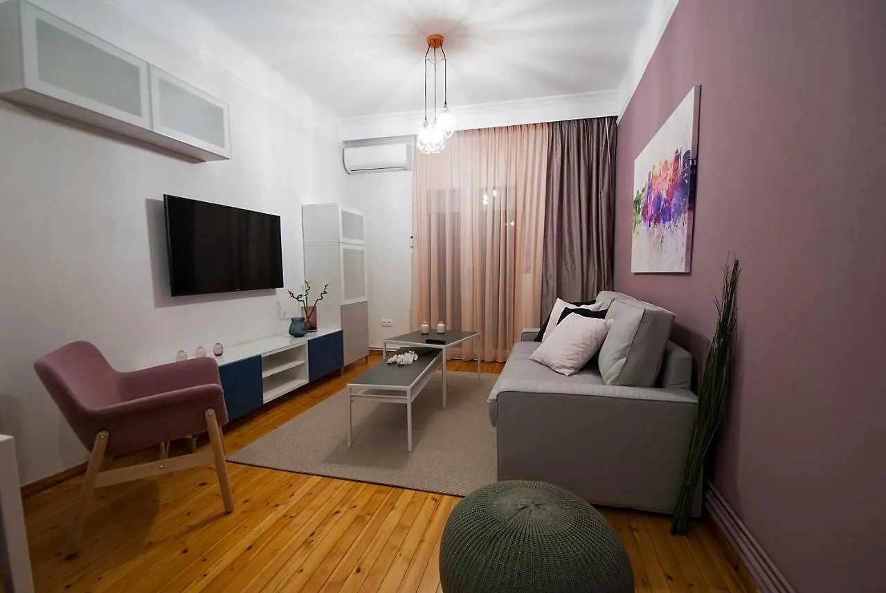 Large, Sunny, Modern Apartment Fully Renovated, Next To Agia Sofia Θεσσαλονίκη 0*,
